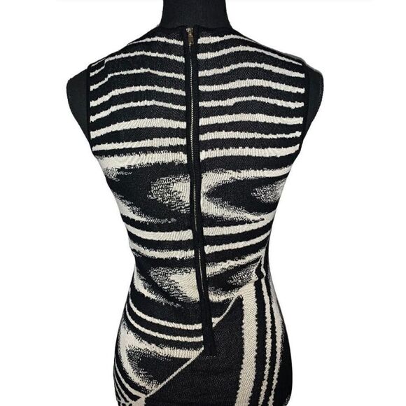 Eana Maxi Dress - Picture 5 of 7